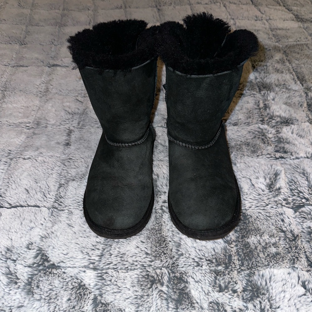 Ugg Bailey bow